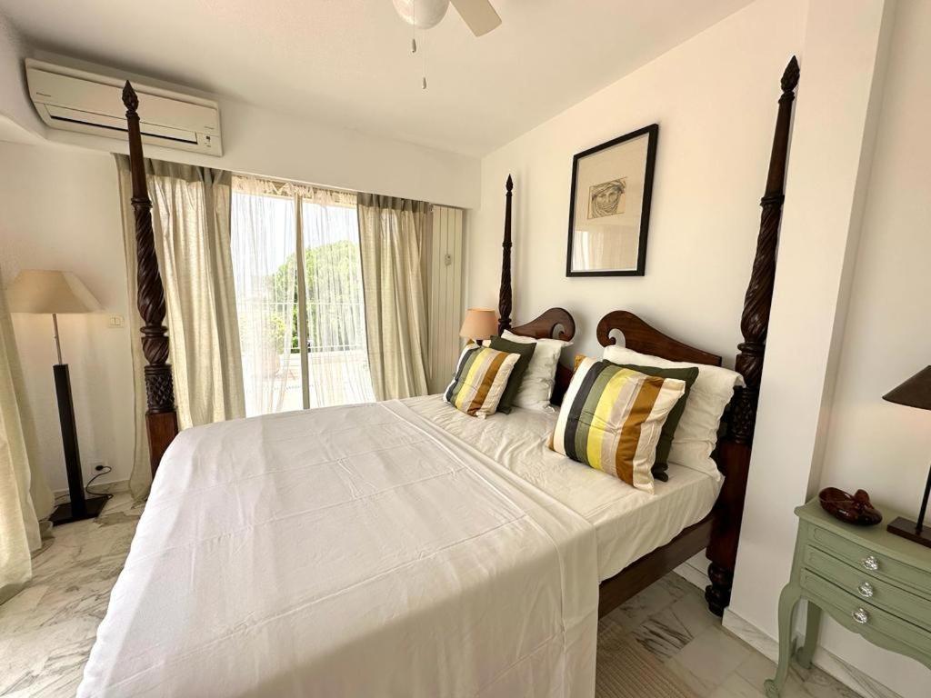 Ferienwohnung Panoramic Sea View Penthouse With Jacuzzi And 450 Sqm Terrace Antibes Exterior foto